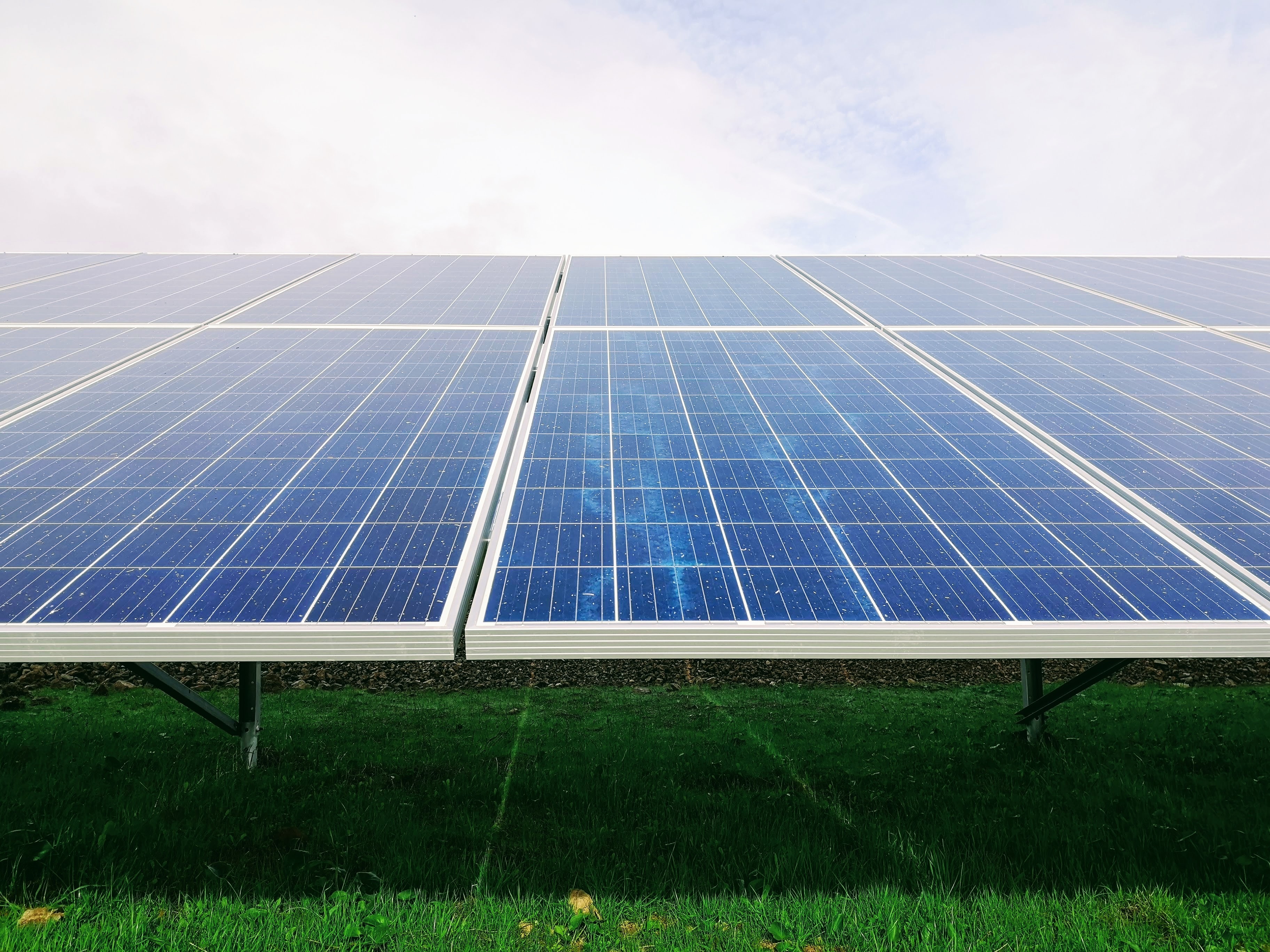 The Primary Benefits of Adding Solar Panels to Your Home
